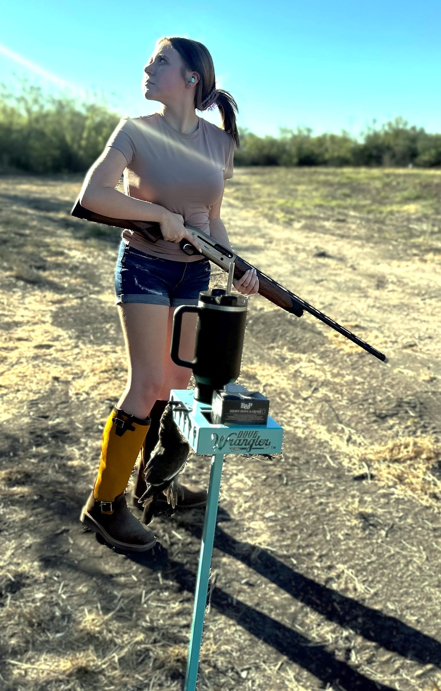 Dove Wrangler (Teal) ***** FREE CARRYING STRAP *****